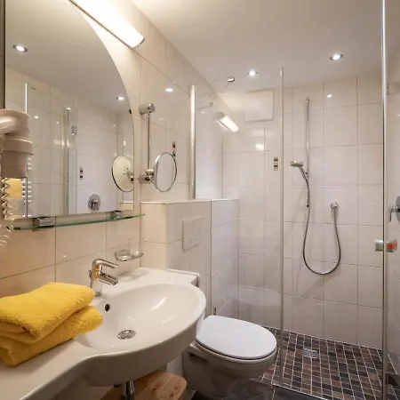 Berghaus Koglmoos Guest house