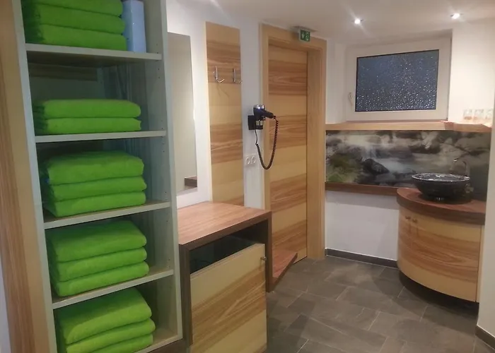 Berghaus Koglmoos 4*