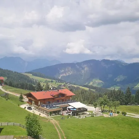 Berghaus Koglmoos Casa de hóspedes 4*